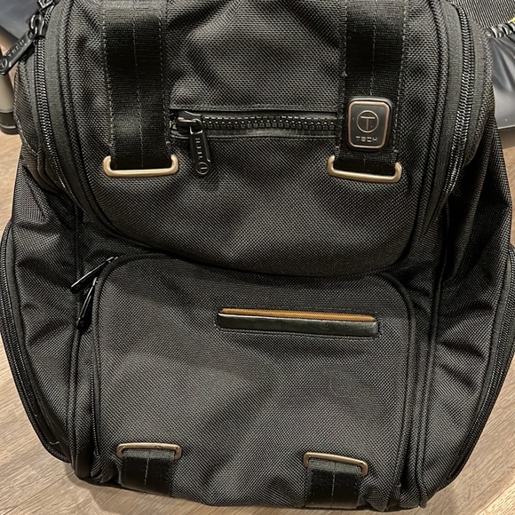 Tumi Tech Backpack - Picture 2 of 4